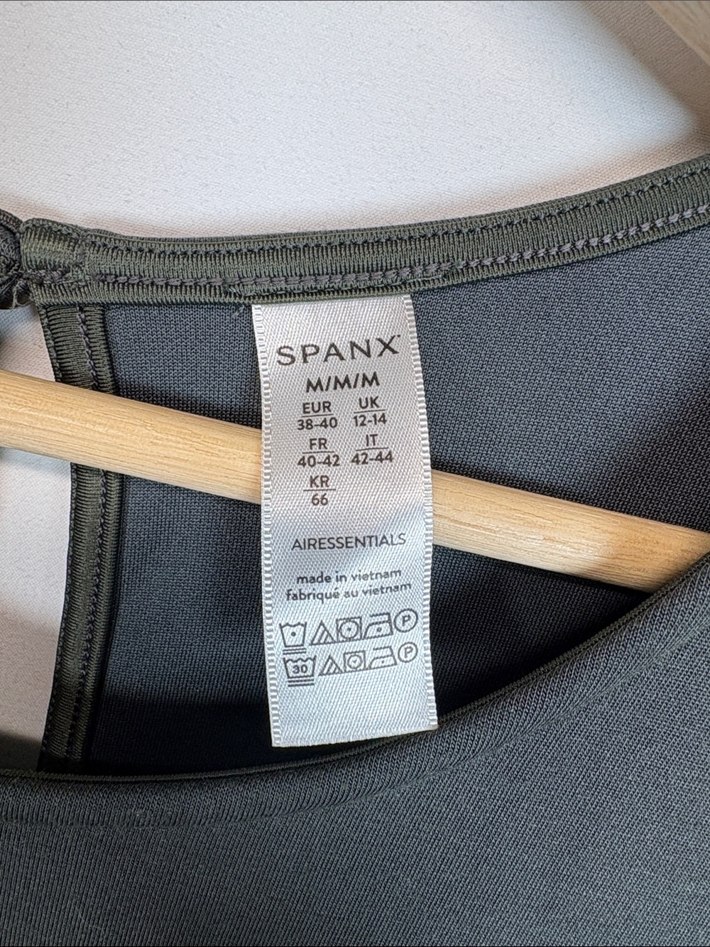 SPANX Sleeveless Wide Leg Pull On Jumpsuit size medium - Picture 7 of 8